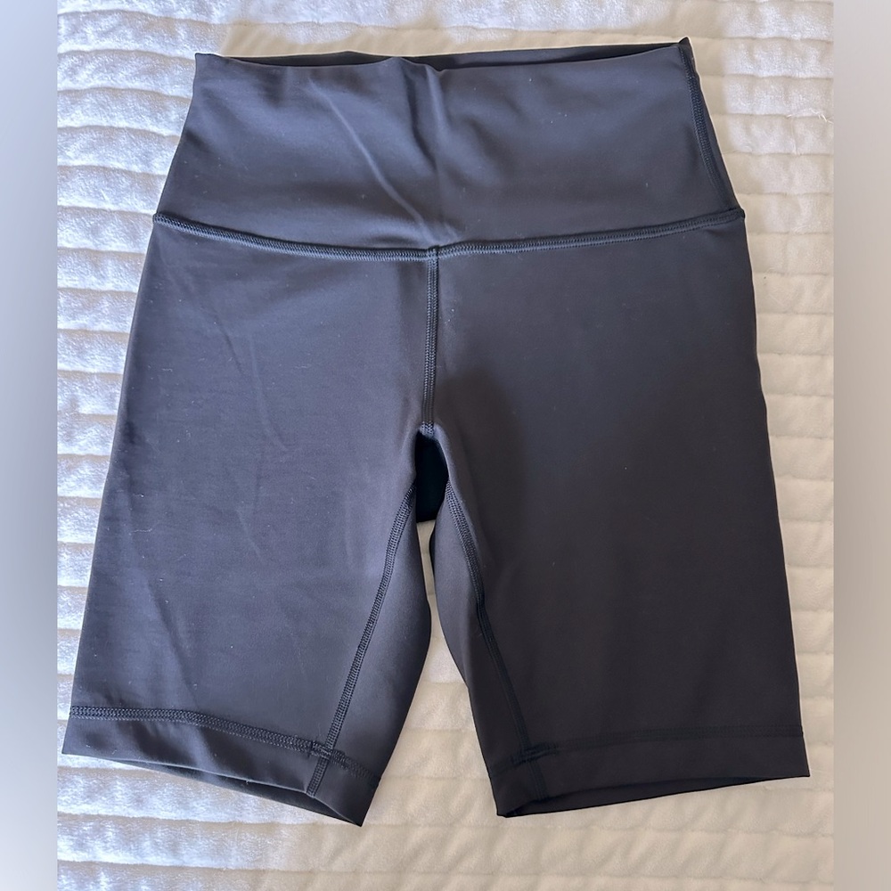 Lululemon Align Hi-Rise bike short